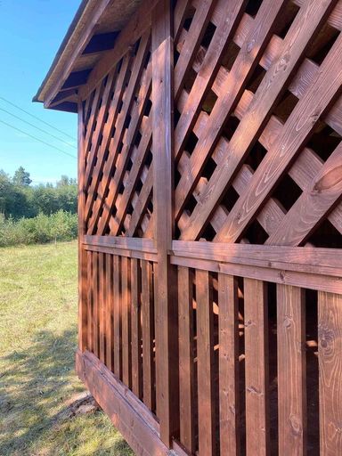 Come Rinnovare un Gazebo da Giardino in Legno Dopo il Primo Anno